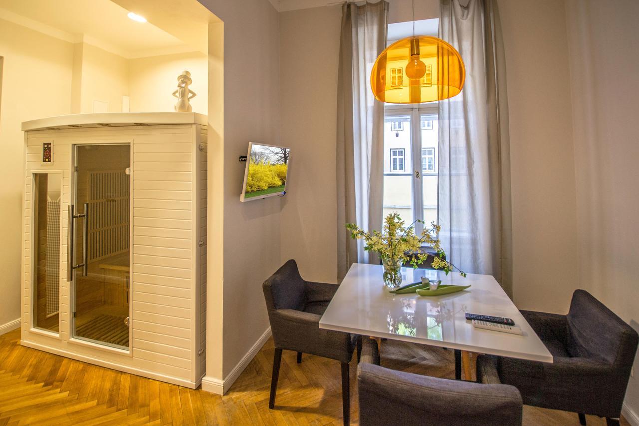 Apartment Vojtesska By Ruterra Prag