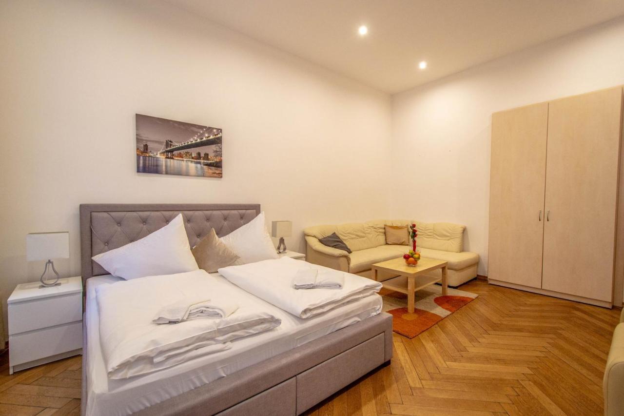 Apartment Vojtesska By Ruterra Prag